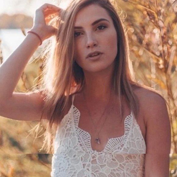 White Floral Romper - Picture 3 of 8